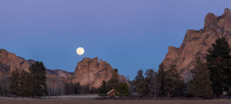 Smith Rock Moonrise - Image 2